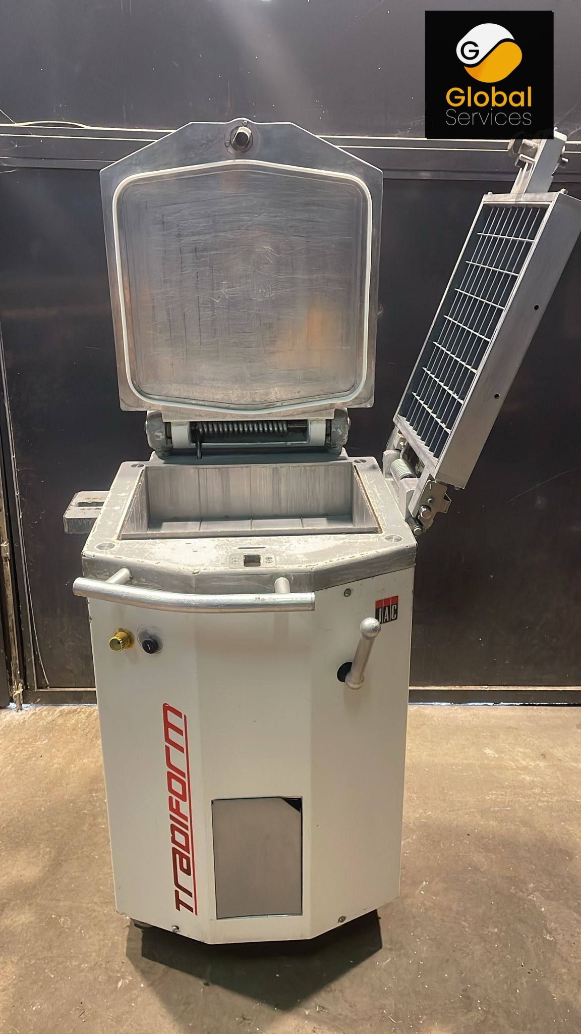 WhatsApp Image 2025-03-03 at 13.55.55