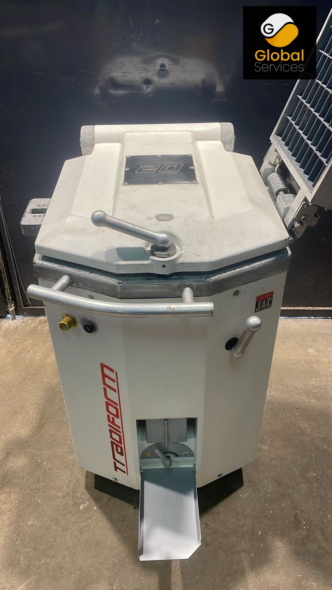 WhatsApp Image 2025-03-03 at 14.00.03 (1)